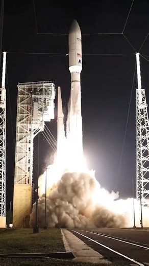GROUND CAM 🚀 Atlas V ERUPTS Launching Amazon Satellites #youtubeshorts