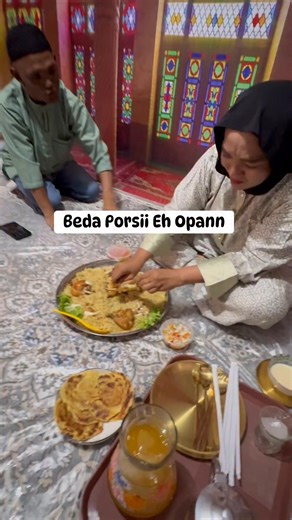 Boleh Makan Sendiri seporsi 45rb Dan Makan 3,5 / 6 orang Boleh ya Gesss. Mint hub 082248190871 | Amy THini VhidiAzka