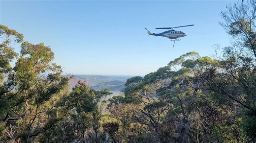 ⚠️Firefighters from Copacabana, Avoca Beach Rural Fire Brigade and multiple NSW Rural Fire Service - Central Coast District brigades are on scene in Kariong where an area of bush was alight. 👉The fire has now been contained with the help of a water bombing aircraft. Firefighters will be on scene for some time to strengthen containment lines, and ensure there are no hot spots before a forecast southerly change comes through later tonight. | Copacabana Rural Fire Brigade - NSW RFS