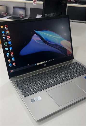 HP 15-fd024tu 🆘Texniki Parametrlər🆘 🔸CPU- i5-1334U (1.50-4.60GHz) 🔹Ram- 16Gb DDR4-3200MHz 🔸SSD- 512Gb NVMe M.2 🔹Ekran- 15.6