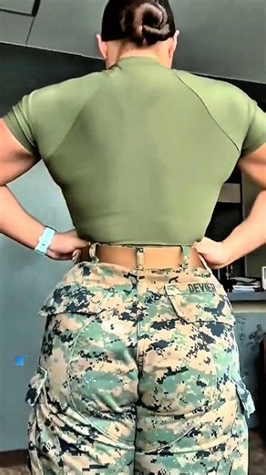 Unbelievable Moment! Military Woman Shows Her Strength 💪🇺🇸 | Emily Chloe