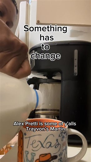 Deidre | Detroit Influencer on Instagram: "Happy Black History month to everyone! 🫶🏽🌈😊 If you don’t know who your senator is, Google knows all. Call them at 202-224-3121. 1. Give your full name, phone number, email address and zip code. List what your concerns are! 2. “No additional funding for ICE- they already have $75billion for the next four years, they don’t need another $10 billion” 3. “An independent inspector inside every ICE detention center to ensure humane conditions and no abuse 