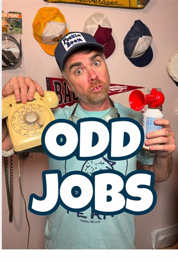 Oh, the waterbed! Email me: tavindillard@gmail.com or check out my site: tavindillard.com - link in bio. #work #comedian #waterbed #dinosaur