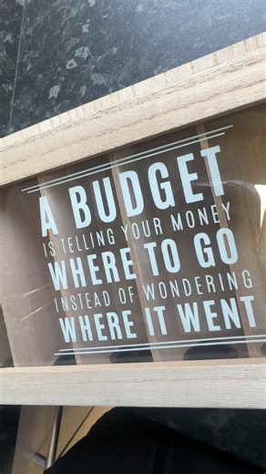 I started saving every 5p, 10p, 20p coin… Now I can’t stop filling this box 😭💰 #SavingHack #MoneyChallenge #TikTokMadeMeBuyIt