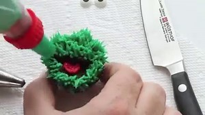 Oscar the Grouch! Arguably the best Sesame Street character of all time. :) http://iambaker.net/oscar-the-grouch-cupcakes/ | I am baker