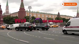 Russian army vehicles passed the Kremlin as a convoy of rebel Wagner mercenaries headed toward Moscow https://reut.rs/3XqUoRV | Reuters