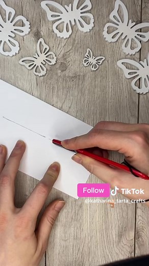 DIY Book Card with Hearts: Perfect Birthday Card for Book Lovers