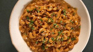 Watch CBS Mornings: The Dish Recipe: Hamburger Helper meal - Full show on CBS
