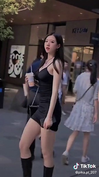 Boot cổ cao phối đồ hack dáng cân mọi outfit ✨🔥 #xuhuong #boot #giayboot #bootcaoco #trending #viral #tiktokshop #muahangtiktok #muataitiktok #outfit #xuhuongtiktok #fyp #fypシ #ootd #review