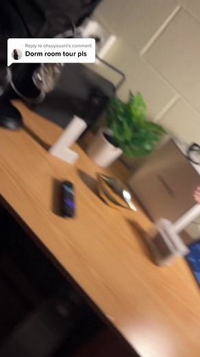 College Dorm Room Tour and Decor Ideas