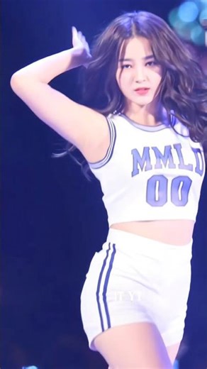 Nancy momoland dance 4k video quality queen of south korea #nancy#nancymomolandnancy #bts#blackpink