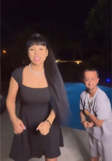 Join the Positive Vibe Alien Gang Experience