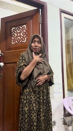 Siapa yg pukul ya