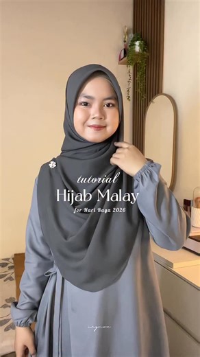 @inyuwaa_ on Instagram: "Hijab Malay by @myluv.hijab Yang mau samaan link ada di bio aku ya 🥰✨ 🧺Hijab link no.34 🧺Dress link no.35 🧺Ciput link no.25 🧺Tas link no.22 #ootd #tutorial #hijab #outfit #muslimah"