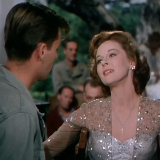 Old Hollywood on Instagram: "Susan Hayward as singer Jane Froman also (dubbed by Jane Froman) serenading a young Robert Wagner in the film WITH A SONG IN MY HEART (‘52)✨ . . . 🏷 #robertwagner#susanhayward#musical#oldhollywood#classicfilmstars#oldhollywoodstars#singer#1940s#1950s#technicolor#oldhollywoodmovies#ww2#goldenage#goldenageofhollywood#oldhollywoodglamour#vintagefashion#vintage#nostalgia#1940svintage#classicmovies#vintagehollywood#oldmovies#oldmoviestars#theclassics#classic"