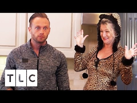 Adam is shocked at Mimi's Halloween Costume | Outdaughtered | S2 Episode 7