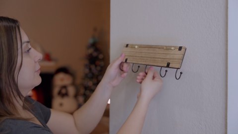 Snapinvent Wall Mounted Key Hooks Holder | Entryway Wooden Keys Hanger Organizer | Natural Wall-mount Wood & Metal Key-hooks