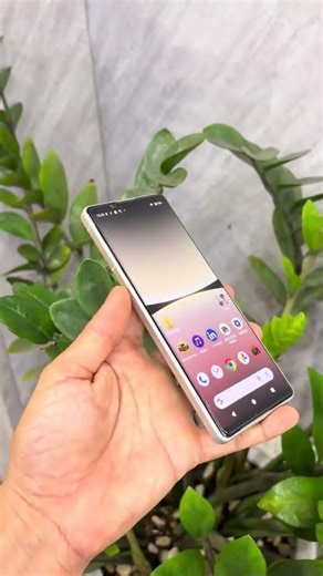 Sony Xperia 5 mark IV. Giá: 3.950.000 LH : 0775.022.968