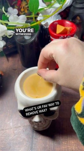 What’s ur fav way to remove the wax? This option is the best when it actually works!! It’s rare but it can happen!! Simply pop it out. Then add the heat a little to warm up the excess bits that are stuck to edges or leave them it’s up to you. Then add a new piece on!! Done. Easy life right!! I’m testing another burner and if good will be adding to stock soon. #waxmelts #waxmeltsobsessed #howto #cleaning | Bubba Rocks Media