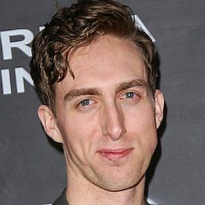 Dustin Ingram – Age, Bio, Personal Life, Family & Stats | CelebsAges