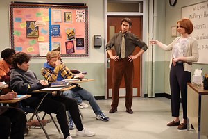 SNL Writers' Surprise "Passing Notes" Prank Had Ryan Gosling & Ashley Padilla Breaking