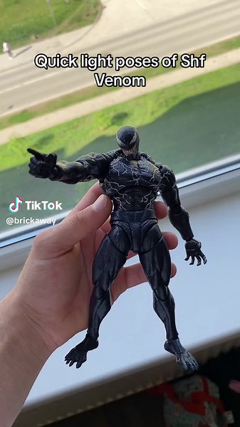 Creative Venom Figure Posing Ideas with S.H. Figuarts | Toy Photography