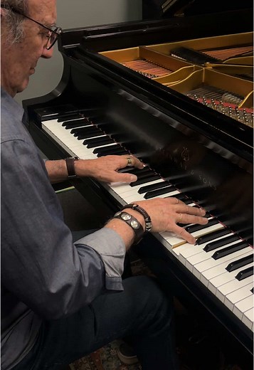 It’s almost time for the March 21st release of the new! (after 88 years!) Snow White movie. In anticipation of that happy event, I am posting my rendition of one of the all-time great songs from the original: “Someday My Prince Will Come”. In this arrangement, I have written a little waltz for the introduction and as an interlude, inspired by the iconic “Snow White pose” with her charming hand gestures that at once make you fall in love with this lovely princess. As you listen, you can see her w