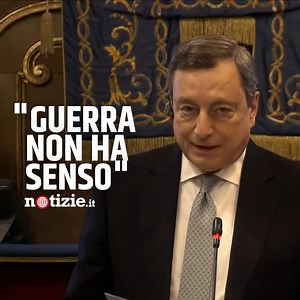 "#Putin dovrà pagare per questi crimini di guerra. Le atrocità commesse a Bucha, Irpin e in altre località scuotono nel profondo i nostri animi di europei e di convinti democratici". #Draghi senza giri di parole sugli ultimi massacri dei russi in #Ucraina | Notizie.it