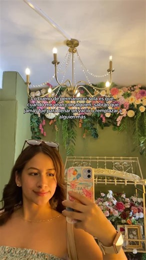 Mary Fer Gómez on Instagram: "💐 #fyp"