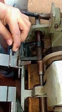 Key cutting #aajkasonekabhavbataen #machine #automobile #carlock #carsecurity #woodworking