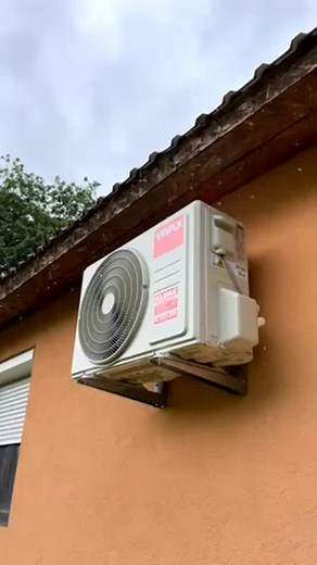 Postavili smo Vivax Aeri 12-icu u Kolasinu, jedan od najtraženijih inverter klima uredjaja #kolasin#klimatizacija #crnagora#inverter #podgorica #webshop #klimescepanovic | Klime Šćepanović