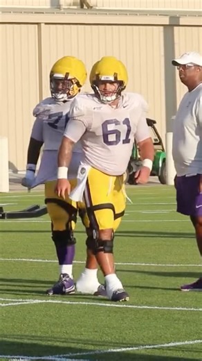 #LSU Center Braelin Moore #gridironfootball #lsu #braelinmoore