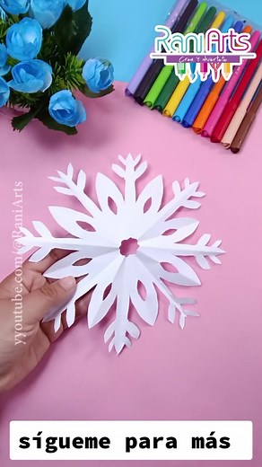 Cómo Hacer Copos de Nieve de Papel Fáciles