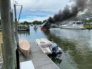 Boat Explodes On Shelter Island With 4 Aboard: Police