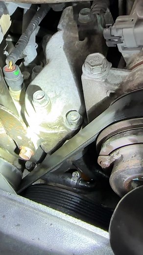 Don’t forget to lube it up! @Diesel Crate #2005 #gmc #sierra #2500 #lly #allison #transmission #dieselcrate #transmissionbuildersoftiktok #mechanicsoftiktok