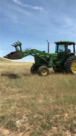 9.9K views · 228 reactions | Check out this 1973 John Deere 4630 selling with AAA-Midcon Auction! More agriculture equipment is coming soon to sell absolute!  https://ow.ly/iq9b50PEnze #Absolute #SellingAbsolute #agEquipment #AuctionTime #auction #JohnDeere | AuctionTime | Facebook