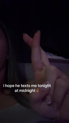 i NEED him to text me or im leaving him in 2025#fyp #viral | Me Waiting For Him To Text