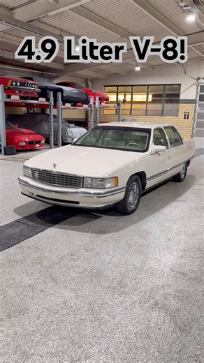 Pre Northstar 4.9 Liter V-8! 1995 Cadillac Sedan Deville with 93k miles CLEAN! Sneak Peek. For Sale