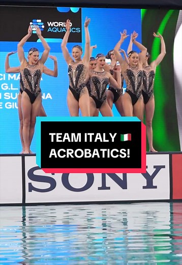 'Chicago' 🌇 Italy with an incredible performance in the Open Team Acrobatic! 🥈 #ArtisticSwimming #worldcup #full #routine #italy