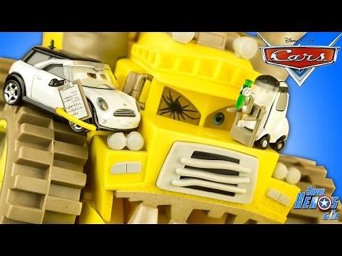 Disney Cars Screaming Banshee Eating Cars 2 Nate Stanchion Jessica Giampetrol 4k Toy Review