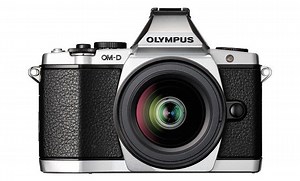 La prossima mirrorless Olympus riprenderà video a risoluzione 4K