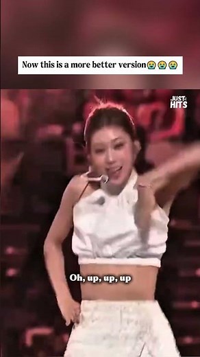 Huntrix's - Golden 'live' performance by IZNA