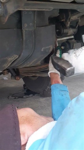 Fixing the leaf spring shackle & bushing of a car #fixing #leafspringshackle #bushing #mechaniclife