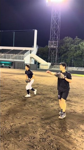 【なぜ遅いのか分かる人🙋‍♂️】 #野球教室kazz #守備#野球 #マンツーマンレッスン #体験レッスン#高校野球#少年野球
