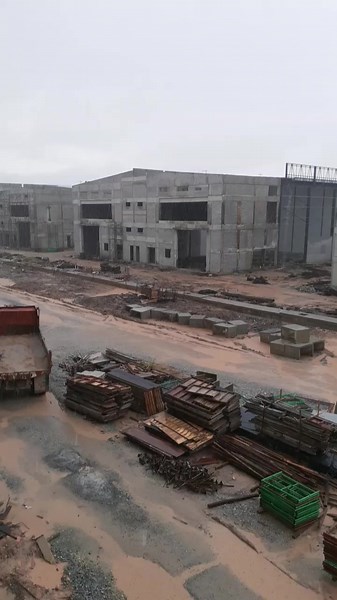 Concrete Building Construction Process Overview