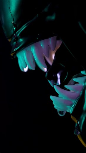 Here's a sneak peek at the #AlienRomulus popcorn bucket you can find at Regal 🍿 Get your tickets now here👇 fandan.co/AlienRomulus | Fandango