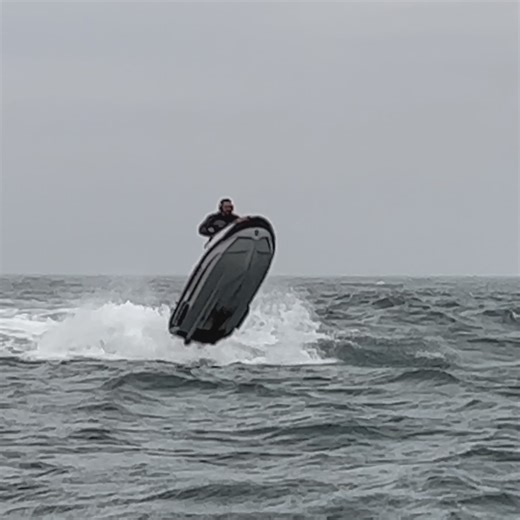 Mike Howe & Sarah Howe - Howe2Live on Instagram: "Lobstering on a Jetski during a small craft advisory... Go or No-Go?!"