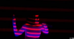 Rihanna ft Drake performs "Work" on BRIT Awards 2016