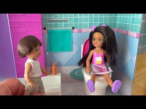 Barbie Doll and Kids Bathroom Routine