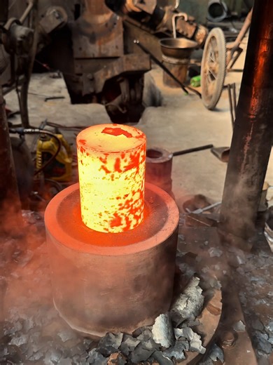 Inside the forging factory tour Forging Excellence: Watch a Pro at Work #forging #process #machine #factory #blacksmith #industrial